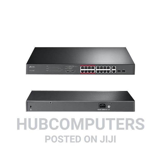 Tp Link 16 Port Poe+ Rackmount Switch · Photo 2