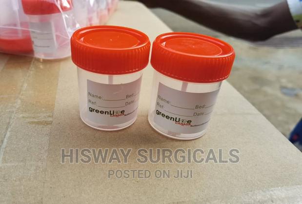 Urine Containers · Photo 2