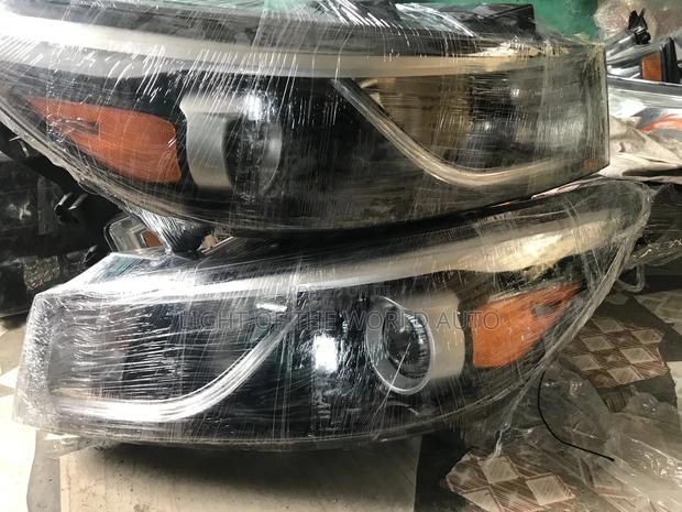 Sedona Headlight 2017