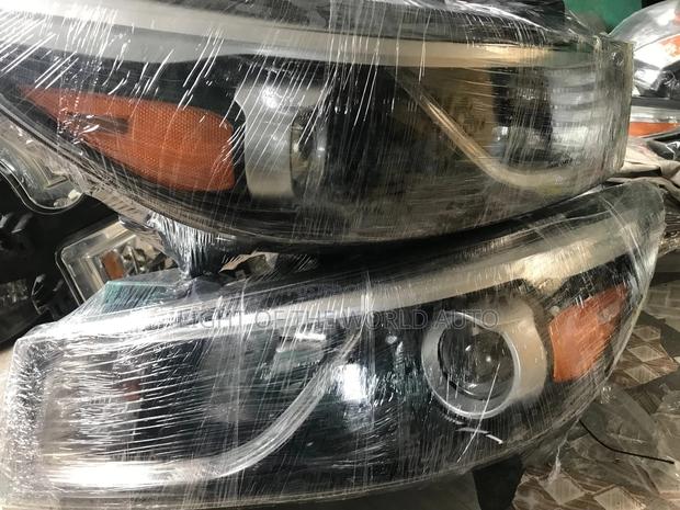 Sedona Headlight 2017