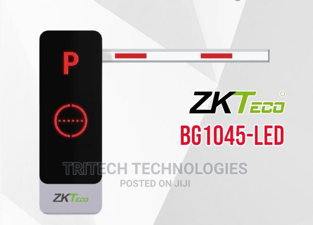 Zkteco PRO Bg3045l Parking Barrier With 4M,5M Boom · Photo 3