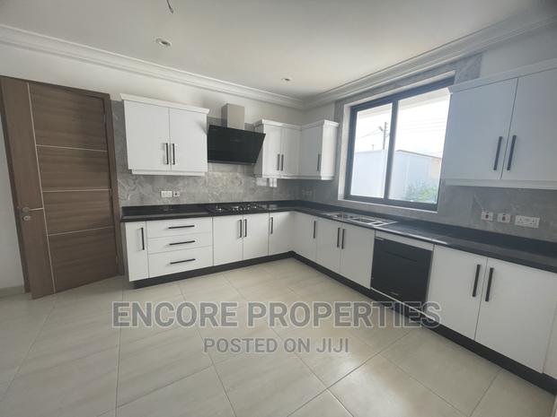5bdrm House in Encore Properties, East Legon for sale · Photo 4