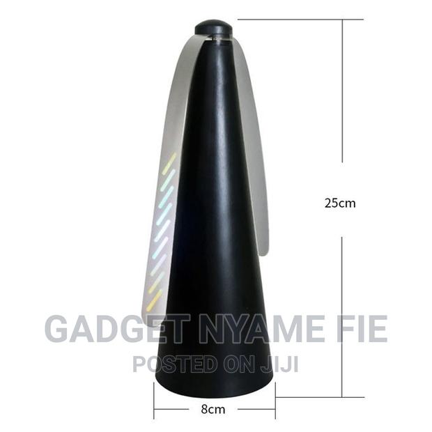 Fly Repeller Pest Control Fan Fly Bugs Repellent Protector · Photo 2