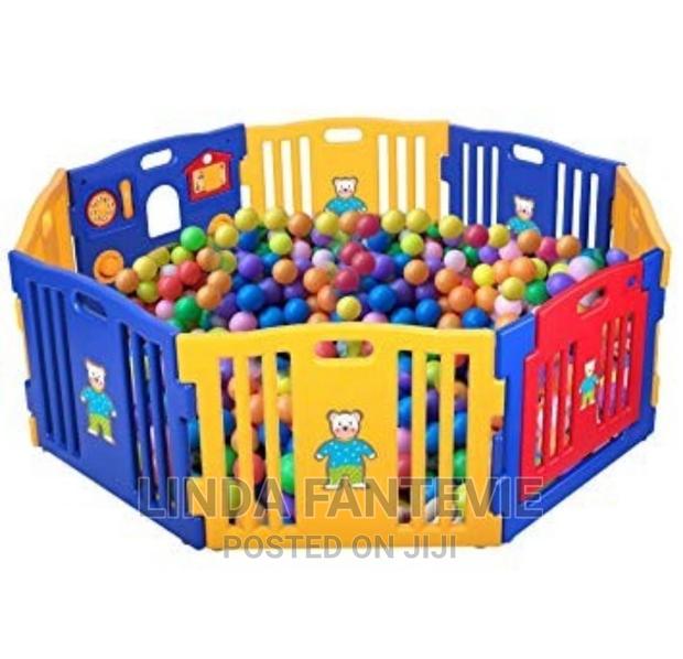 8 Panel S Fence With Balls And Mat · Photo 2