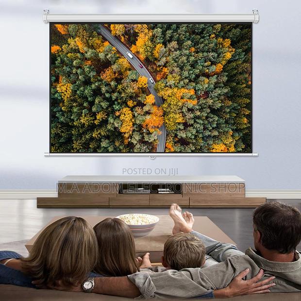 Newly in Stock Projector Screen With Remote Control · Photo 2