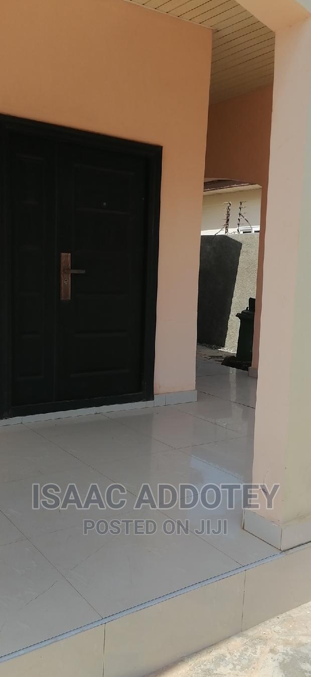 3bdrm House in Spintex 18 for rent · Photo 3