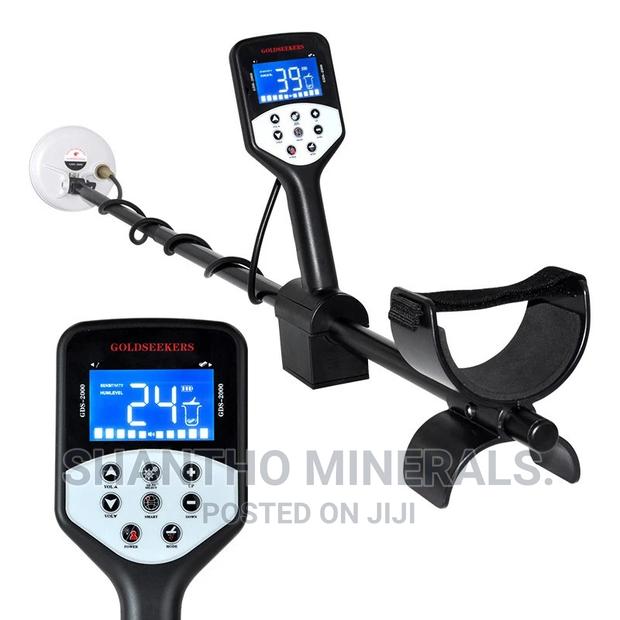 Gold SEEKER 1000 Detector.