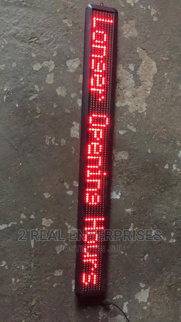 LED Moving Sign With Writings · Photo 2