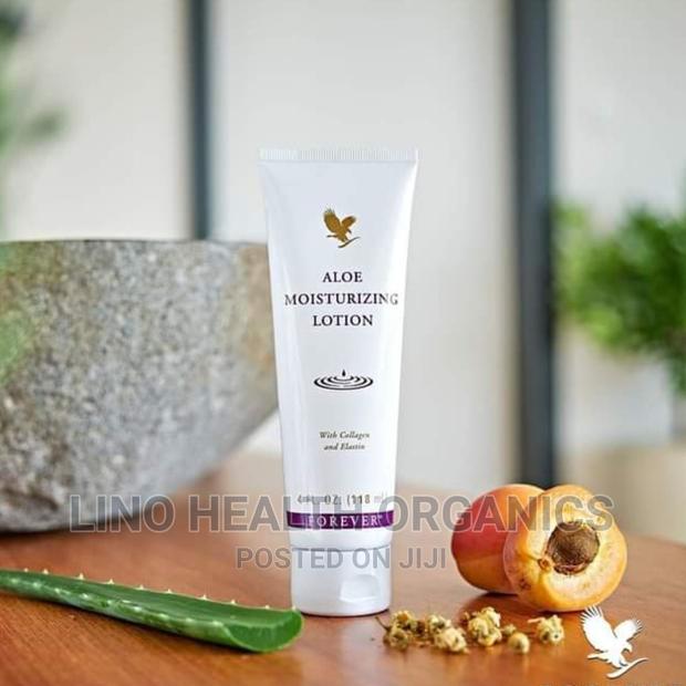 Aloe Moisturizing Lotion · Photo 2