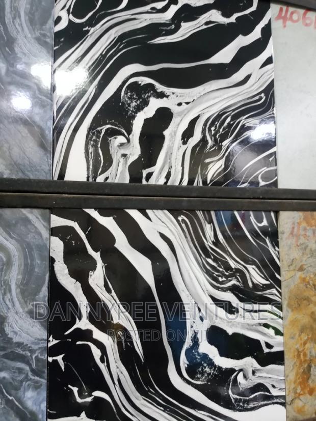40/40 Polish Tiles · Photo 3