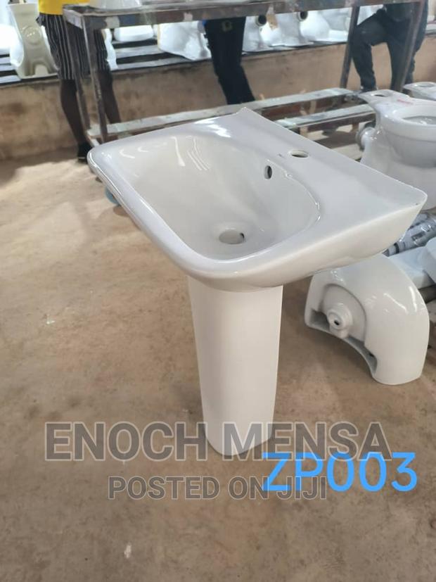 Hand Wash Basin · Photo 4