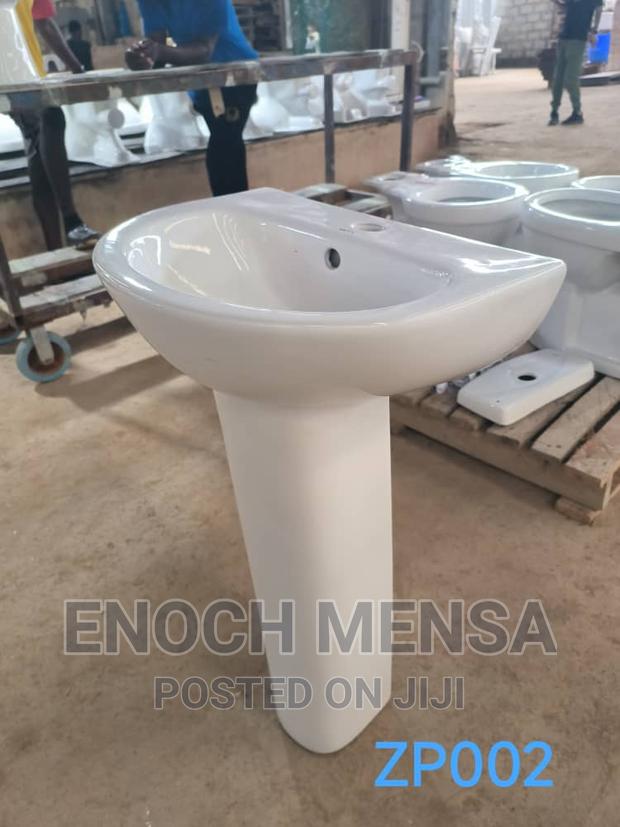 Hand Wash Basin · Photo 3