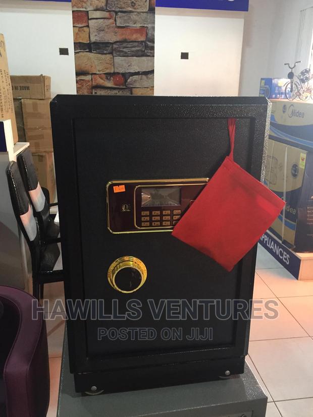 Promotion Of Money Safe · Photo 2