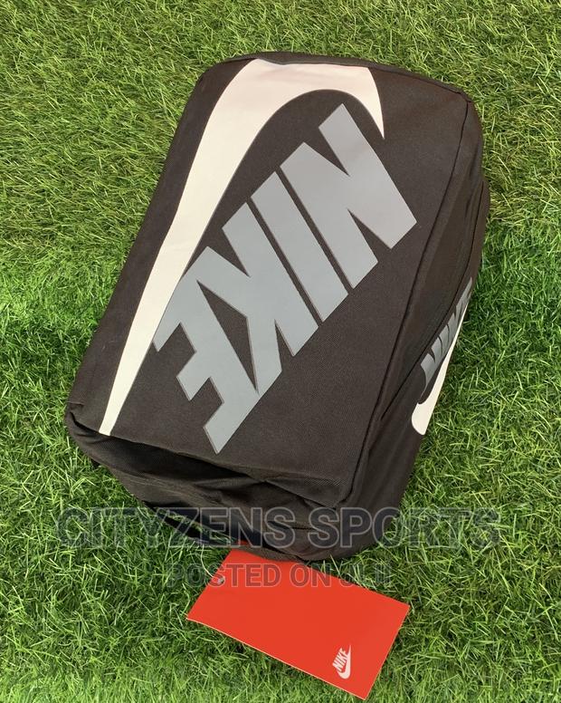 Nike Gym Bag · Photo 3