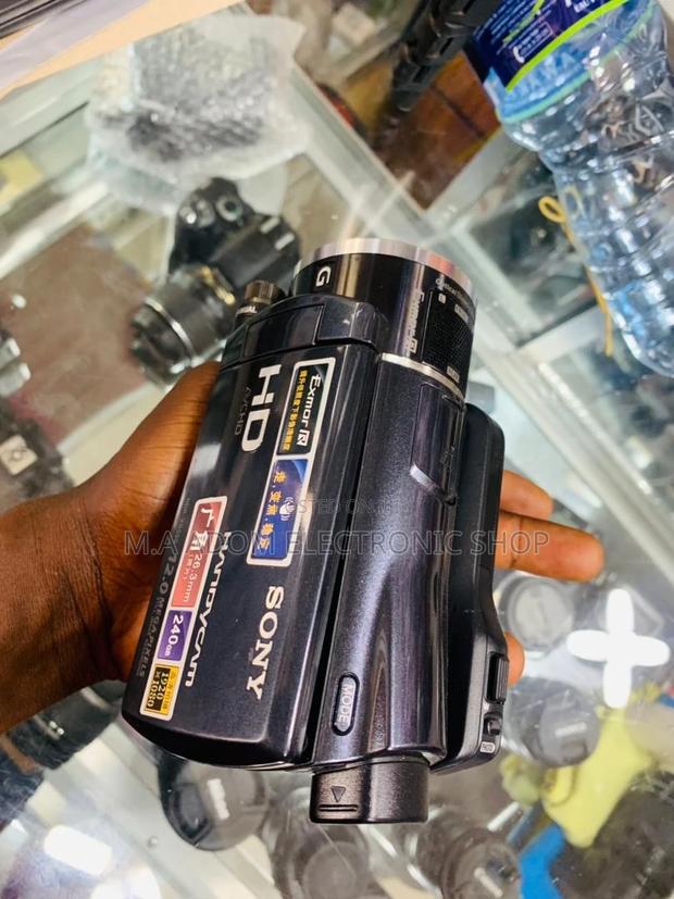Long Lasting Sony HDR-XR550 Handycam Camcorder(240GB) · Photo 2