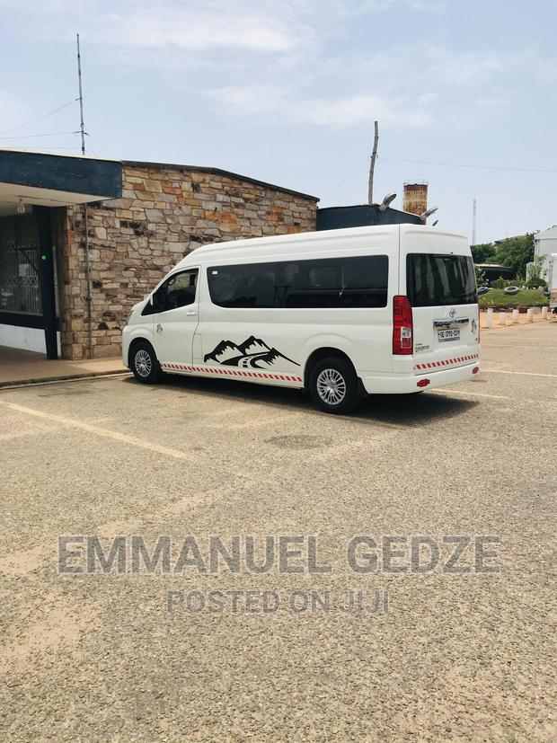 Mini Buses for Rent · Photo 4