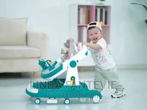Baby Multifunctional Walker · Photo 2