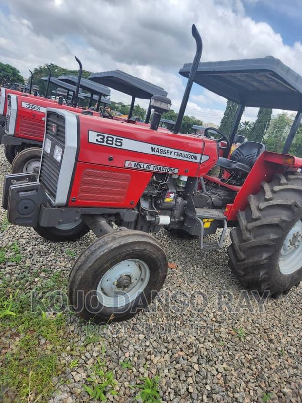 2023 Massey Ferguson 385 photo 4