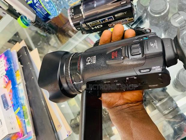 Affordable Canon 32gb Vixia Hf G20 Full HD Camcorder · Photo 2