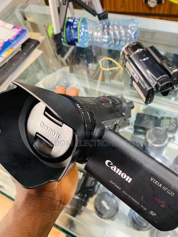Classic Design Canon 32GB VIXIA HF G20 Camcorder(Black) · Photo 2