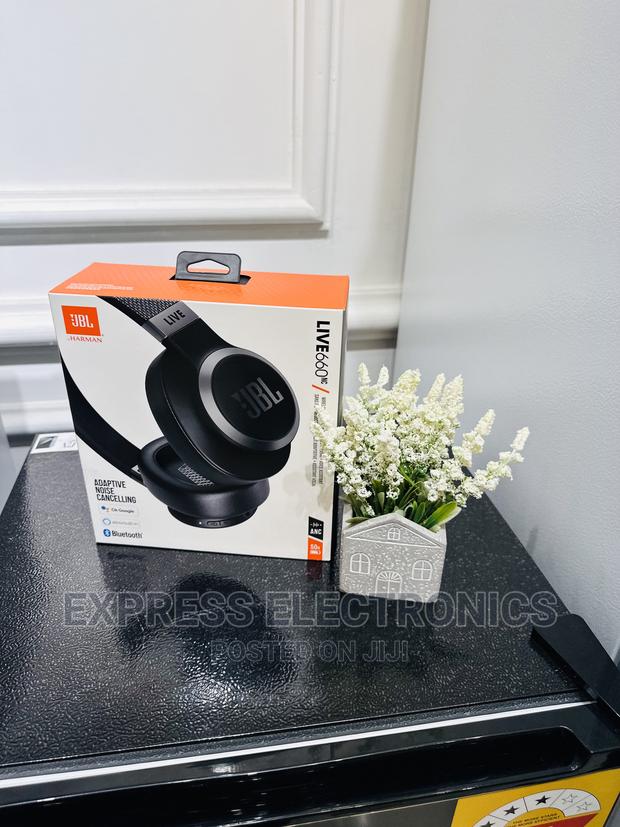 Hot Deal on Headphones JBL 660 · Photo 2