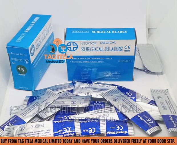 Sterile Surgical Blade · Photo 4