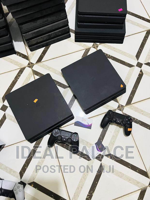 Ps4 Slim With Fc 26 · Photo 3