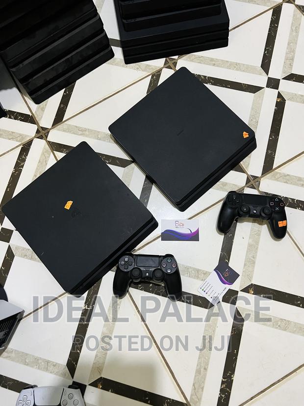 Ps4 Slim With Fc 26 · Photo 4