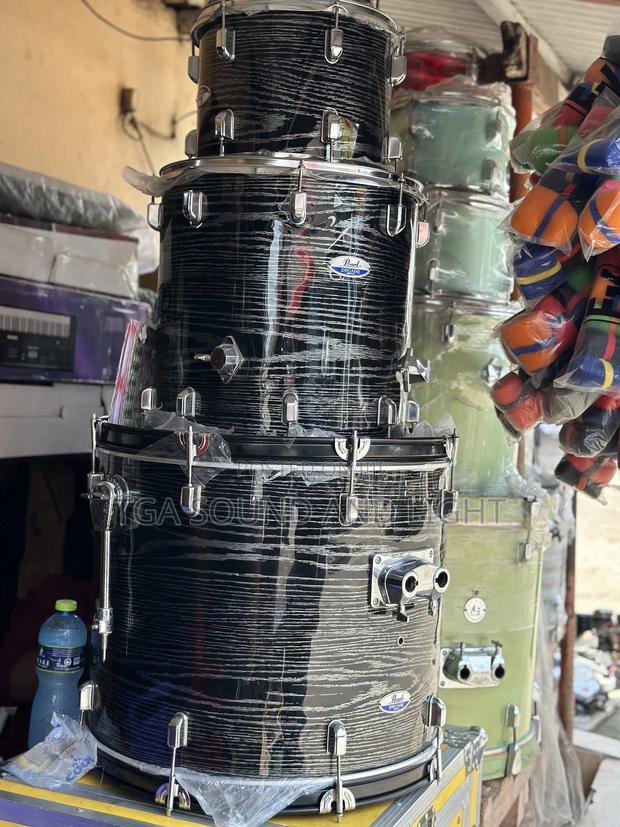 Pearl Decade 5 PCS Drum - Metallic Black · Photo 3