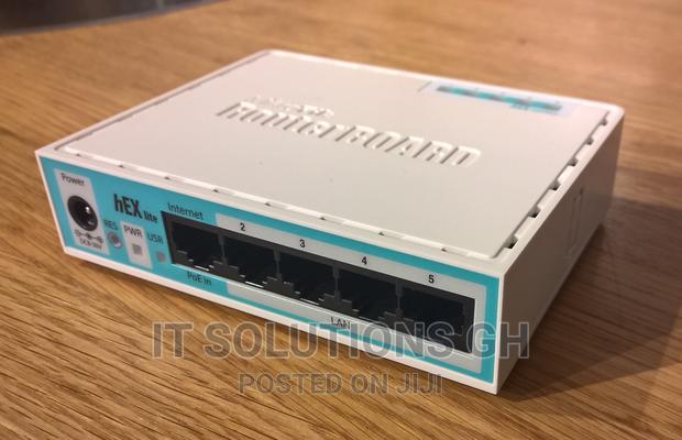 MIKROTIK Rb750r2 · Photo 2