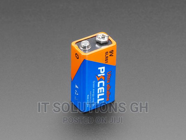 Alkaline 9V Battery · Photo 2