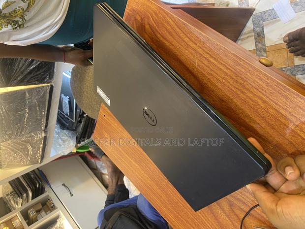New Laptop Dell Inspiron 15 8GB Intel Core I3 SSD 128GB · Photo 2