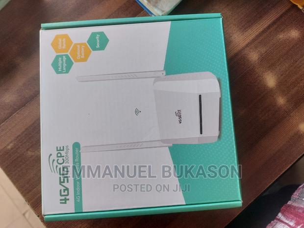 Universal Router · Photo 4