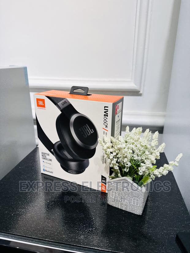 Sound Space Pro Headphones JBL 660 · Photo 2