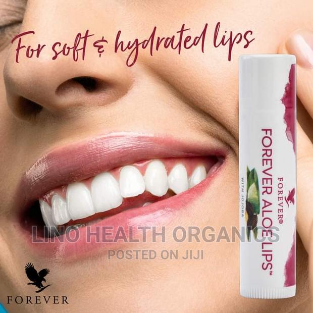 Lip Balm for Smooth Lips · Photo 2