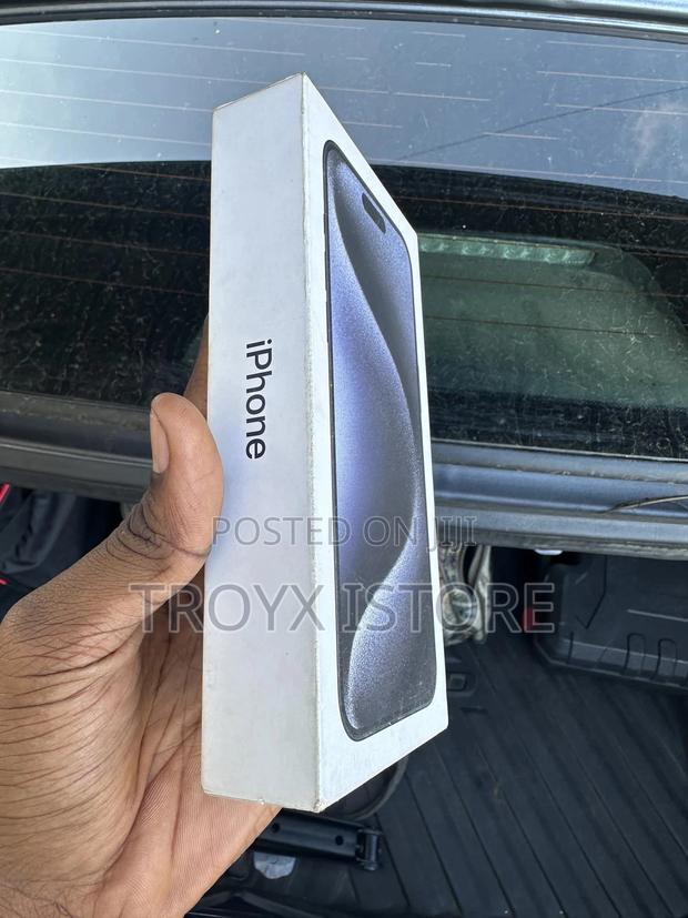 New Apple iPhone 15 Pro Max 256 GB Blue