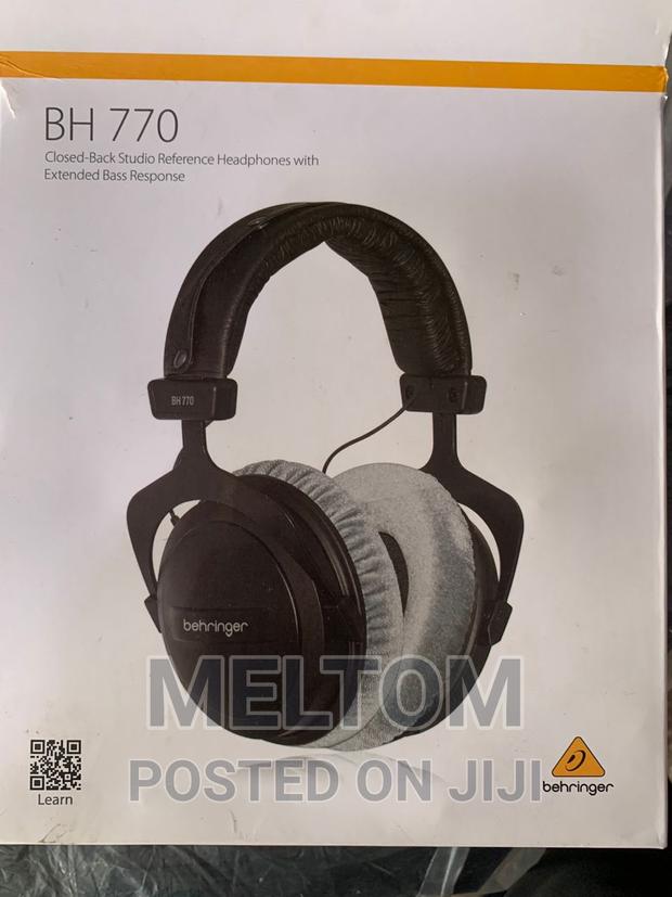 Behringer DJ Headphone (Bh 770) · Photo 1