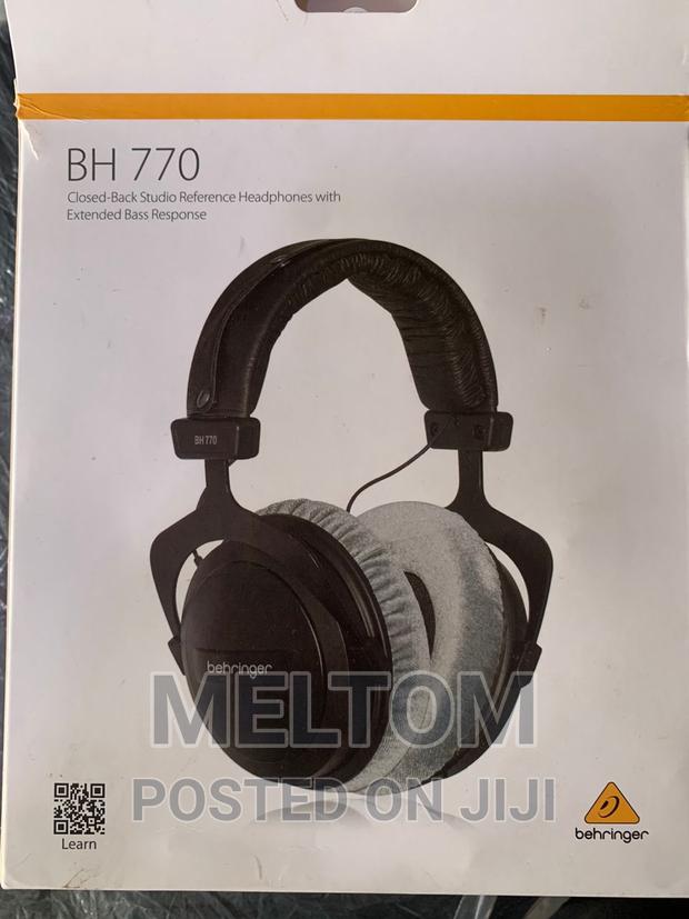 Behringer DJ Headphone (Bh 770) · Photo 2
