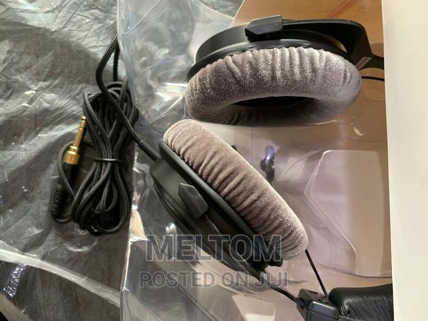 Behringer DJ Headphone (Bh 770) · Photo 3