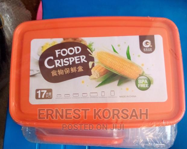 17 Pc's Storage Containers · Photo 2