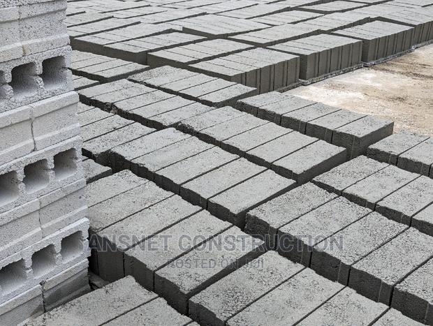 6 Inches Blocks Hollow and Solid · Photo 3