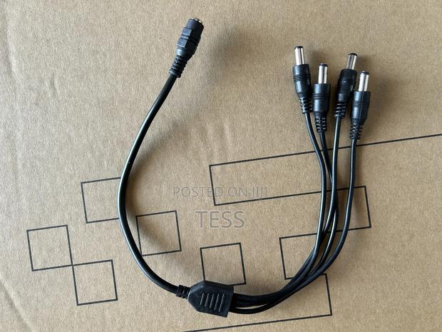 4way (4port) Power Splitter CCTV for 4 Cameras · Photo 3