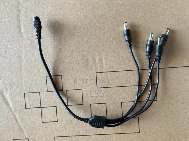 4way (4port) Power Splitter CCTV for 4 Cameras · Photo 4