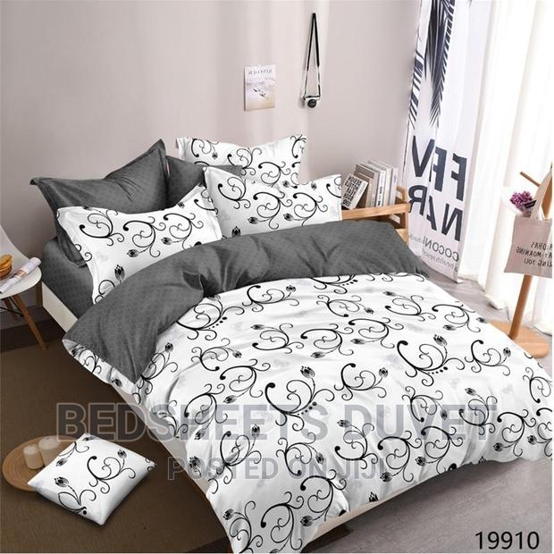 1 Fitted Sheet, 1flat Sheet, 4 Pillow Cases · Photo 2
