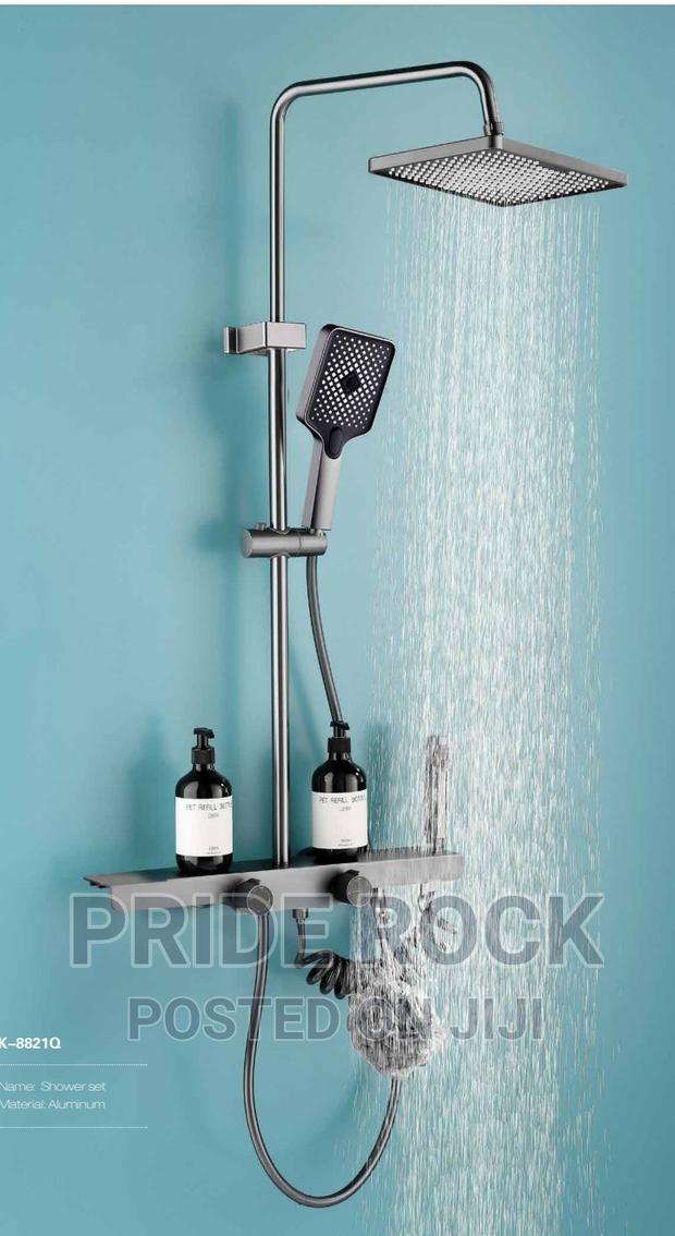 Shower Pole Four In One, Telephone Shower · Photo 2