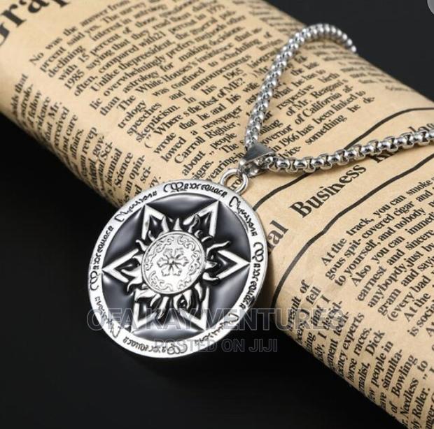 David Star Protection Necklace · Photo 4