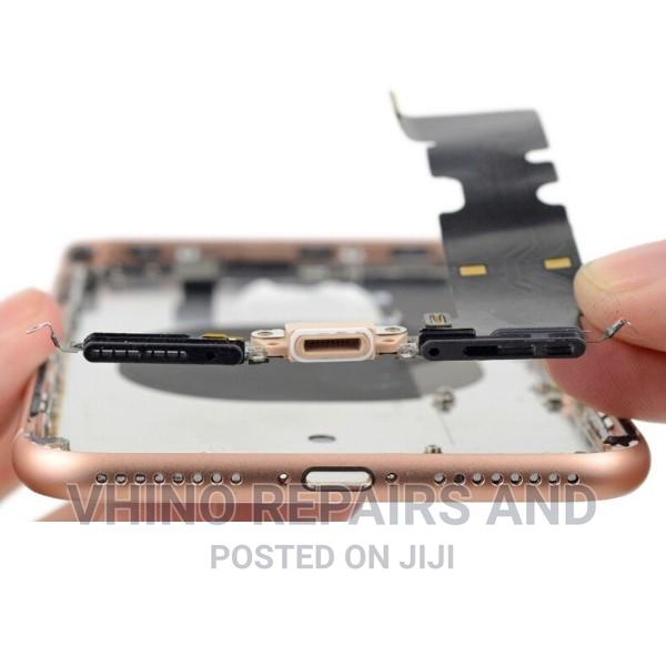 Original iPhone 7+ Charging System