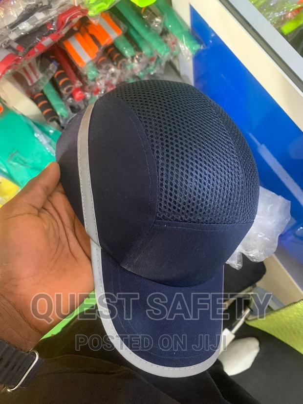 Reflective Bum Cap · Photo 3