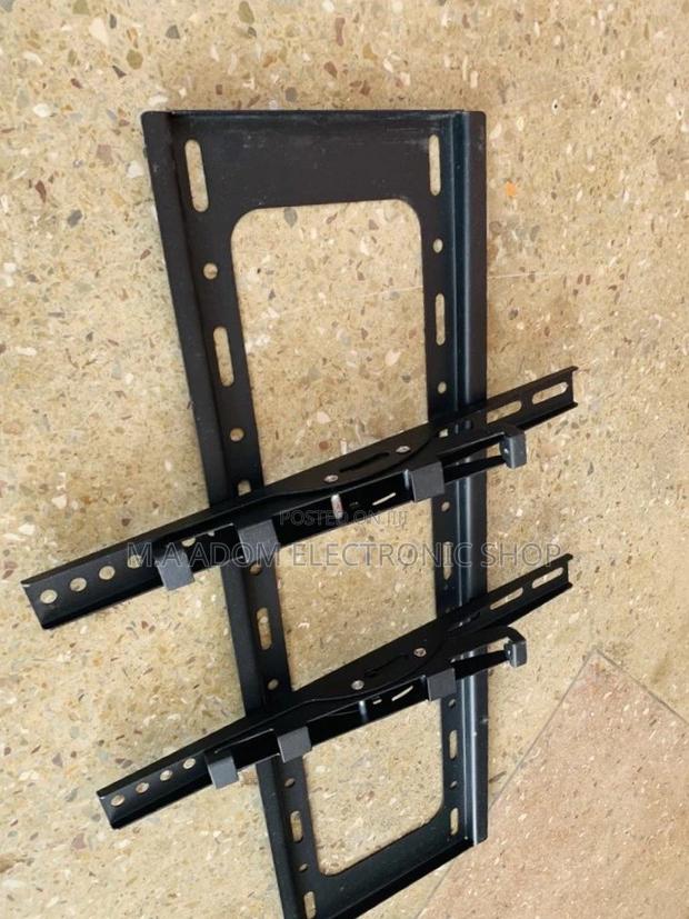 Affordable Full Motion Adjustable Wall Mount(32”-70”)Black · Photo 2