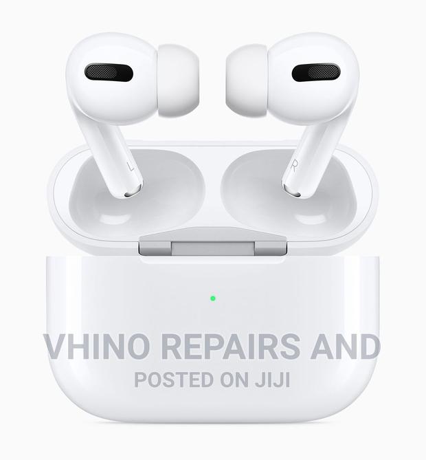 Original Airpod photo 3